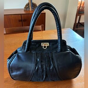Elegant Black Women's Leather Handbag